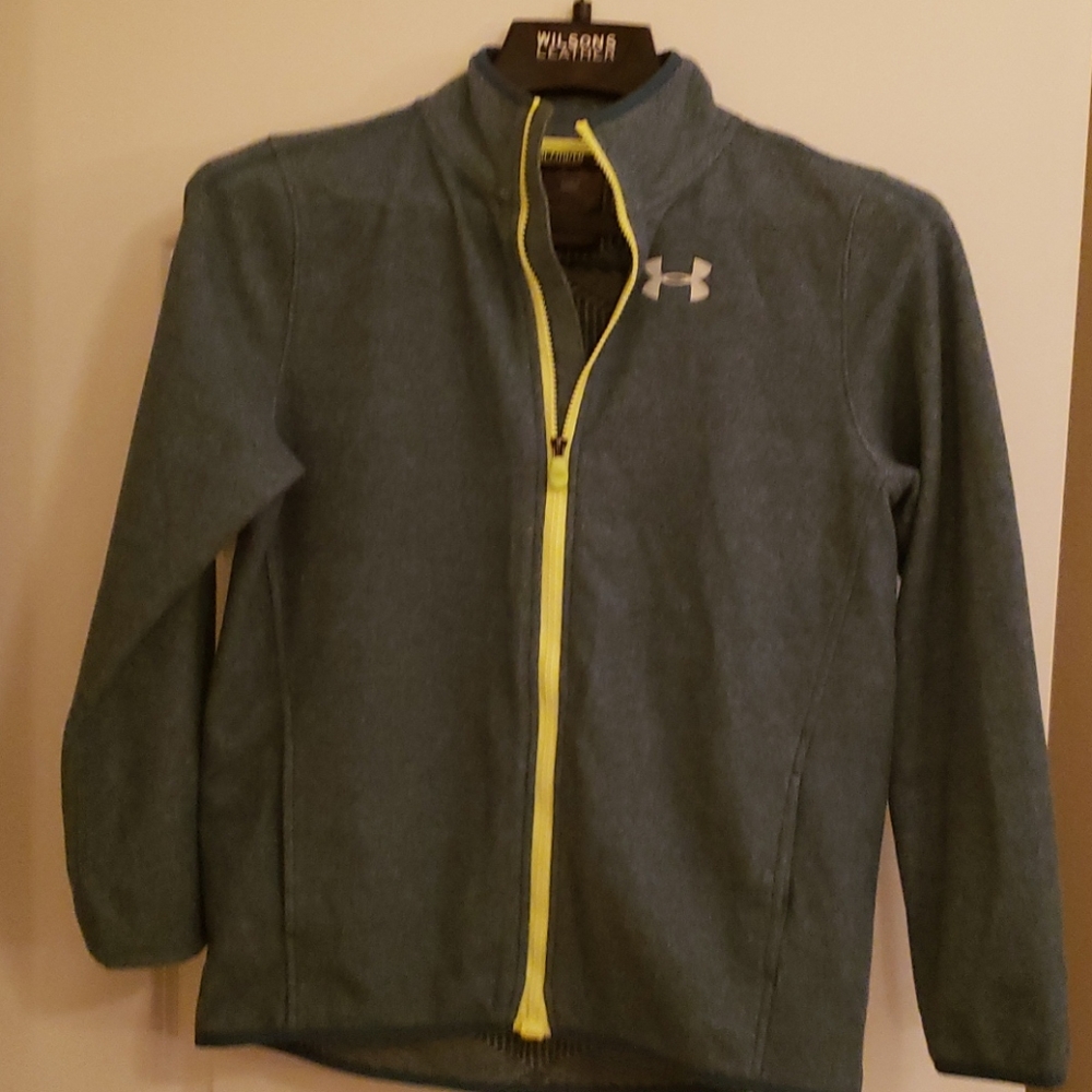 Under Armour half zip up fleece